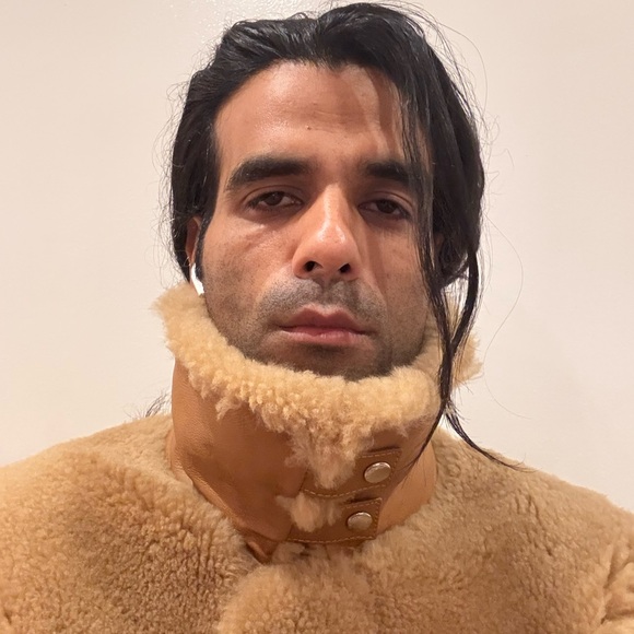 Coach real lamb shearling with leather trim jacket. - Picture 5 of 12